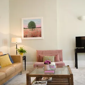 seaview-apartment-central-hove-with-parking.brighton-hotels-england.com/